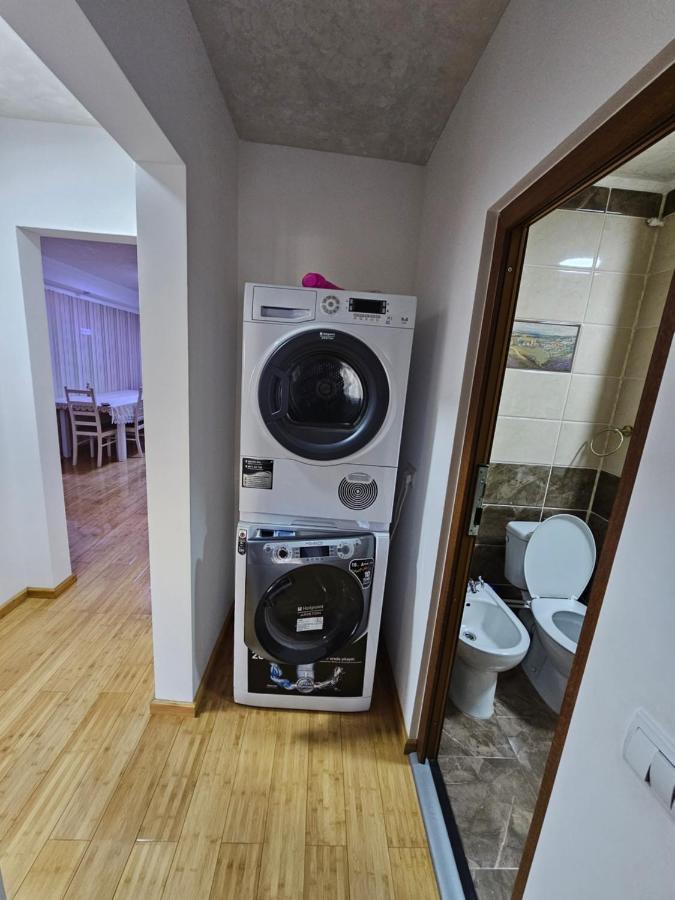 3 Living, 2 Bai, Modern * Craiova